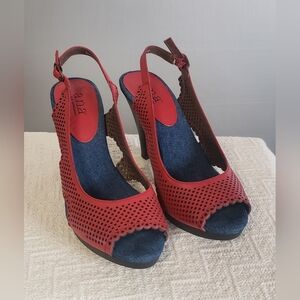 WOMANS A.N.A RED, BLUE, AND BLACK HEELS. UNWORN SIZE 9. OPEN TOE. BACK BUCKLE